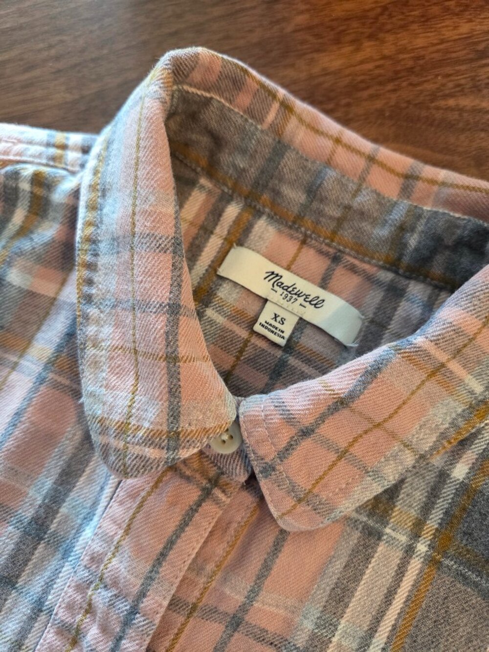 Madewell Camden Plaid Ex‑Boyfriend Flannel – XS (Pink/Grey, Good Condition)